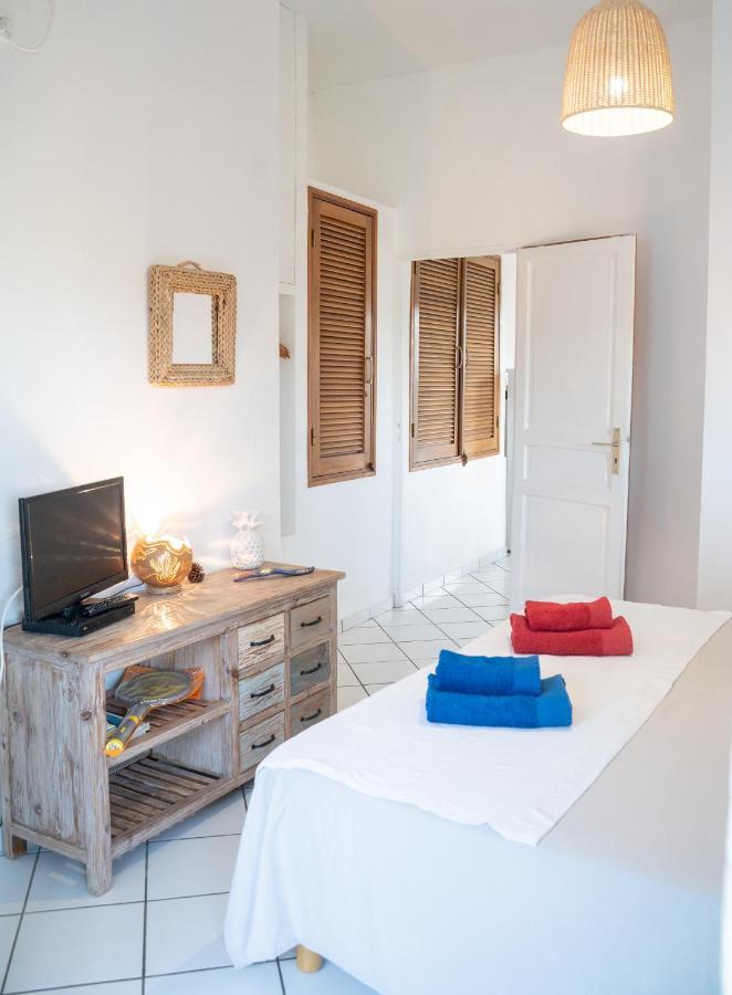 Bungalow Anse Figuier Terre-De-Haut Luaran gambar